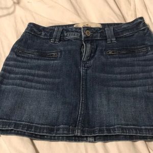 Hollister Low rise Mini Denim / Jean Skirt
